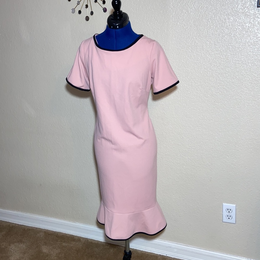 DRESS - Picture 4 of 8